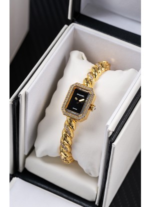 Reloj Chanel Premiere Galon con diamantes dorados y mecanismo de cuarzo suizo 