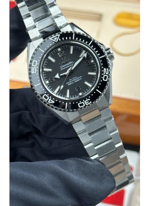 Reloj Omega Seamaster Planet Ocean con bisel negro de 42 mm, superclon