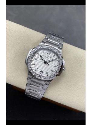 Reloj Patek Philippe Nautilus 7118 de 35 mm con esfera de acero y diamantes, superclon