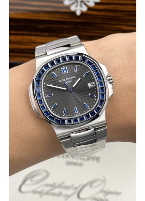 Reloj Patek Philippe Nautilus 5723 con esfera negra y rubíes morados, superclon
