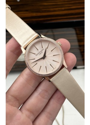 Reloj Patek Philippe Calatrava 4997 Superclon con esfera beige y oro rosa
