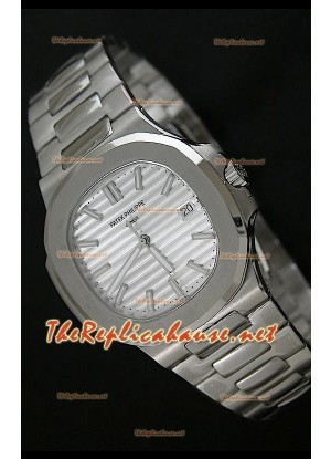 Patek Philippe Nautilus Swiss Réplica con esfera metálica
