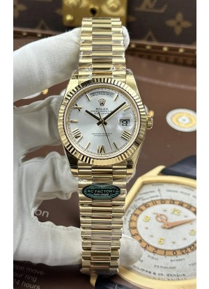 Reloj Rolex Day Date 228238 de oro amarillo, acero, esfera romana, superclon