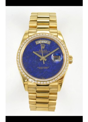 Réplica suiza del Rolex Day-Date de oro amarillo con esfera azul lapislázuli y bisel de diamantes de 36 mm