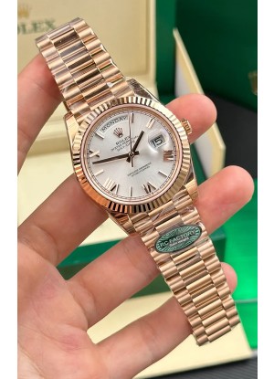 Reloj Rolex Day Date 228236 de oro rosa, acero, esfera romana, superclon