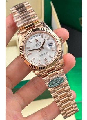 Reloj Rolex Day Date 228236, oro rosa, esfera de acero con efecto rayos de sol, superclon