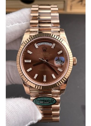 Reloj Rolex Day Date 228236 de oro rosa con esfera marrón, superclon