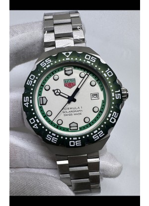 Reloj réplica japonés Tag Heuer Formula 1 con esfera blanca y bisel verde