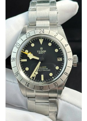 Reloj Tudor Black Bay PRO 79470-0001 GMT con esfera negra, superclon