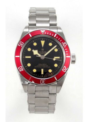 Reloj Tudor Black Bay 41 con esfera negra y bisel rojo, réplica del Oyster Superclon