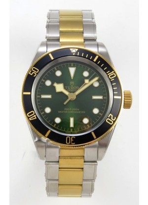 Reloj Tudor Black Bay 41 bicolor oro amarillo con esfera verde, superclon