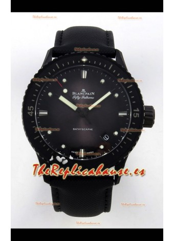 Reloj Blancpain Fifty Fathoms Superclon con caja de cerámica, correa de cuero y esfera gris