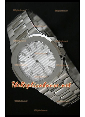 Patek Philippe Nautilus Swiss Réplica con esfera metálica