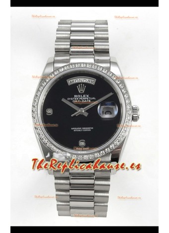 Reloj réplica suizo Rolex Day Date con esfera negra, diamantes y bisel de 36 mm