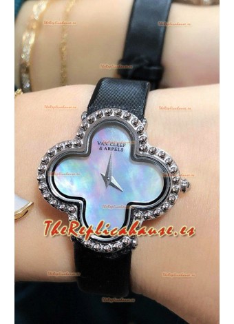 Reloj Van Cleef & Arpels Alhambra de acero inoxidable con esfera de perlas