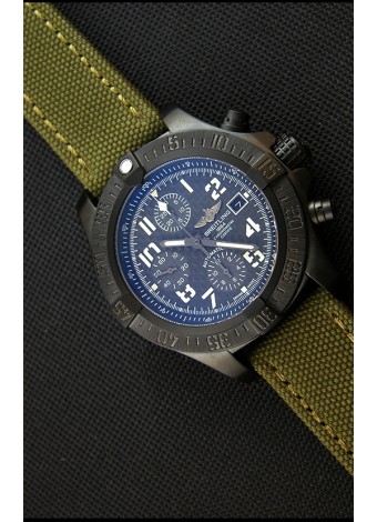 Breitling Avenger Reloj Réplica Suizo Caja de Titanio con Dial de Carbón Reloj Réplica a Espejo 1:1