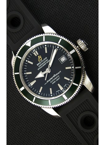 Breitling SuperOcean Heritage II B20 42MM Reloj Réplica Suizo Dial Negro Bisel Verde - Edición Espejo 1:1