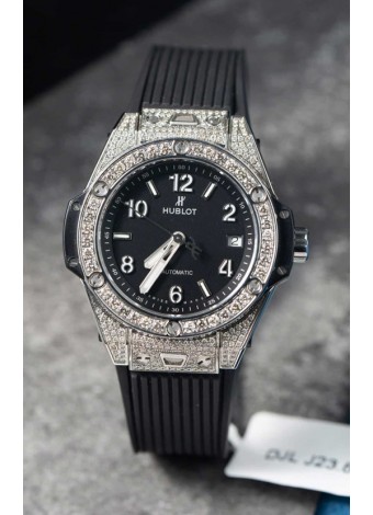 Hublot Big Bang One Click Caja Pavimentada de Moissanitas Reloj Réplica Suizo Dial Negro