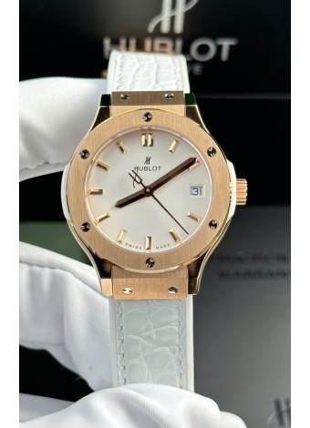 Hublot Super Clone Classic Fusion Rose Gold 33MM Reloj Réplica Espejo 1:1 Dial Blanco
