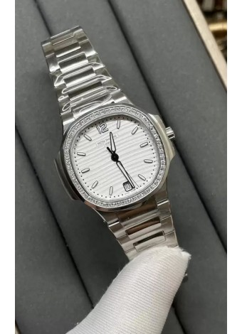 Patek Philippe Nautilus 7118/1A Dial Blanco Reloj Réplica Suizo a Espejo 1:1 Acero 904L