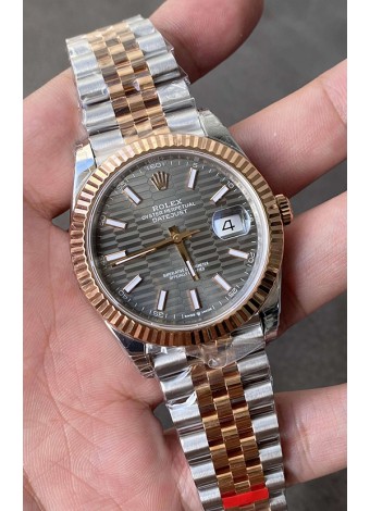 Rolex Datejust Movimiento Cal.3235 Réplica Espejo 1:1 Acero 904L 41MM - Dial Plateado con Motivo Estriado