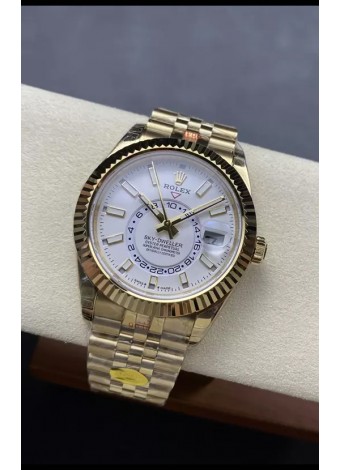 Rolex Sky-Dweller REF# 336935 Dial Blanco Reloj en Oro Amarillo Caja Acero 904L Réplica Espejo 1:1