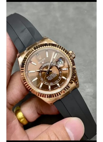 Rolex Sky-Dweller REF# M336235 Dial Marrón Reloj Oro Rosado Caja en Acero 904L Réplica Espejo 1:1