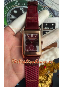 Reloj Jaeger-LeCoultre Reverso Tribute Duoface con esfera burdeos y blanca, superclon