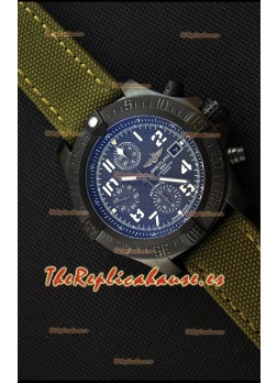 Breitling Avenger Reloj Réplica Suizo Caja de Titanio con Dial de Carbón Reloj Réplica a Espejo 1:1