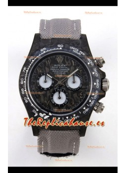 Reloj Rolex Daytona DiW Black Carbon con números arábigos, réplica perfecta