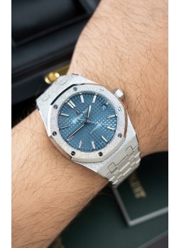Reloj Audemars Piguet Super Clone 15454BC Royal Oak Frosted de 37MM con Dial Azul