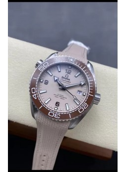 Omega Seamaster Planet Ocean 600M 43.50 MM Caja Acero con Dial Beige Réplica Espejo 1:1
