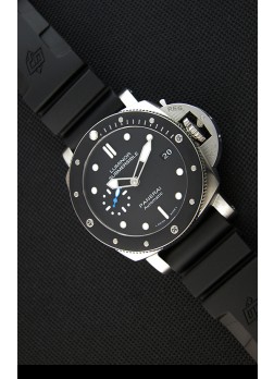 Panerai Luminor Submersible PAM1389 Titanium Reloj Réplica Suizo a Espejo 1:1 
